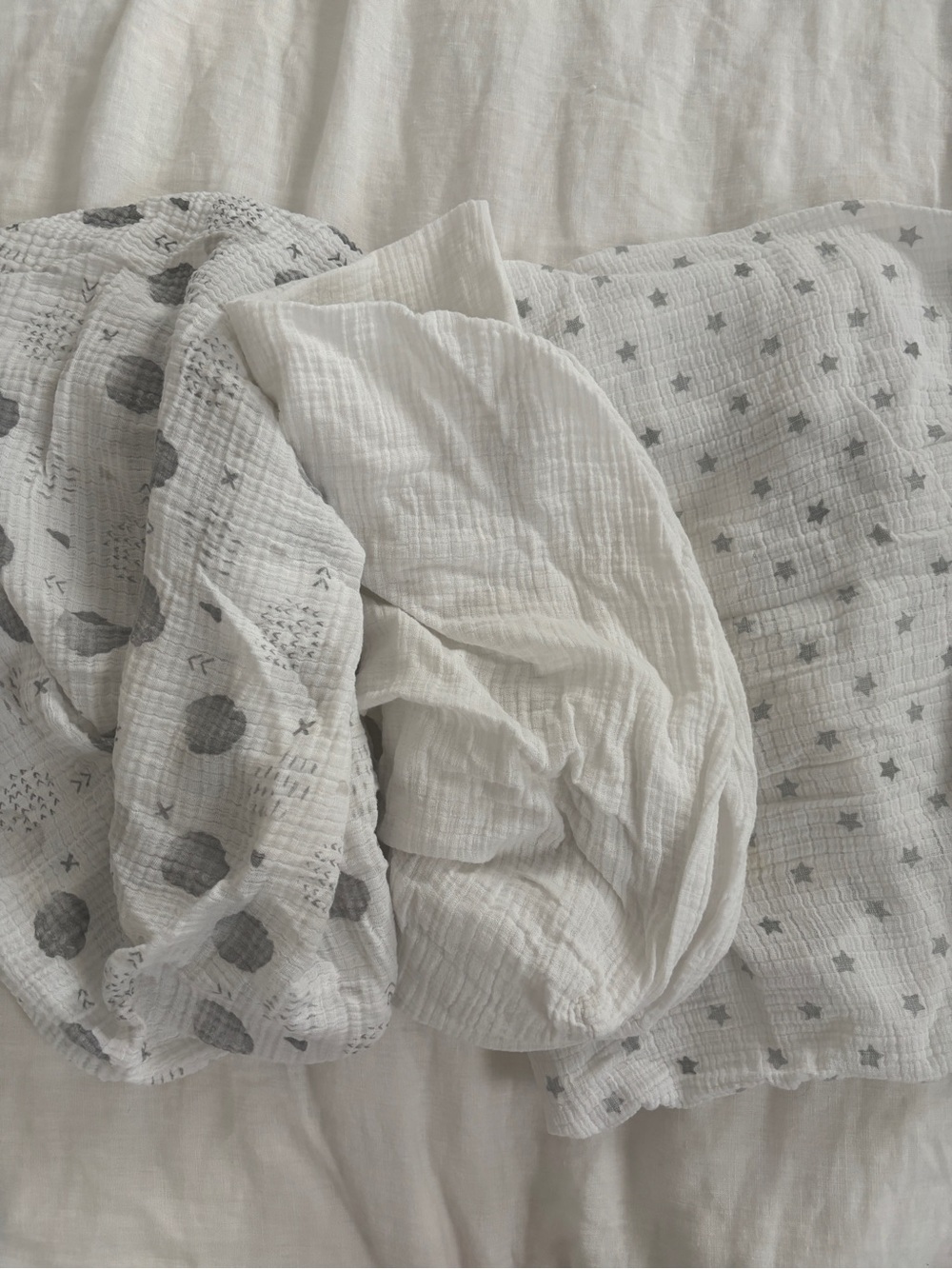 aden + anais White and Gray Muslin Changing Pad Cover Trio